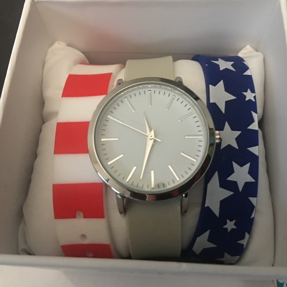 Mixit White Watch with changeable bands